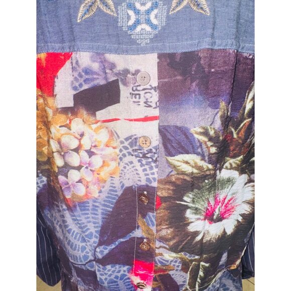 John Mark Workshop Chambray Peasant Top Grey L Embroidered Bell Sleeves Boho - Picture 11 of 12